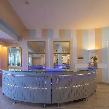 Ξενοδοχείο Ristorante Continental 4*